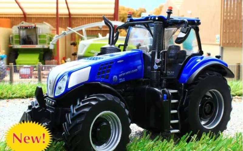 Britains New Holland T8.435 Tractor
